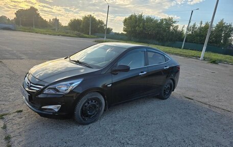 Hyundai Solaris II рестайлинг, 2016 год, 730 000 рублей, 3 фотография