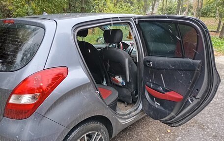 Hyundai i20 IB рестайлинг, 2010 год, 350 000 рублей, 12 фотография