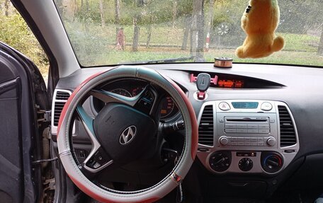 Hyundai i20 IB рестайлинг, 2010 год, 350 000 рублей, 17 фотография
