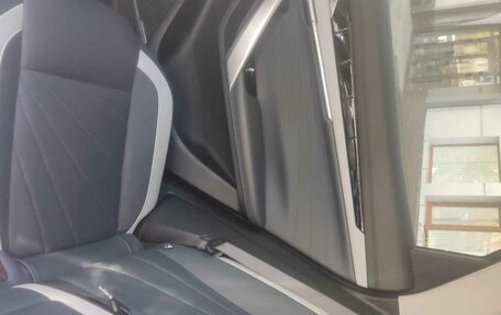 Geely Atlas, 2024 год, 2 200 000 рублей, 4 фотография