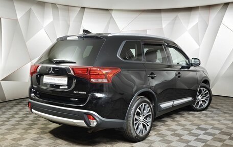 Mitsubishi Outlander III рестайлинг 3, 2018 год, 1 781 000 рублей, 2 фотография