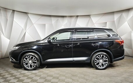 Mitsubishi Outlander III рестайлинг 3, 2018 год, 1 781 000 рублей, 5 фотография