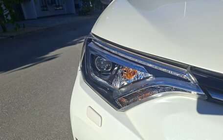 Toyota RAV4, 2015 год, 2 650 000 рублей, 5 фотография