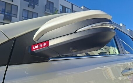 Toyota RAV4, 2015 год, 2 650 000 рублей, 7 фотография