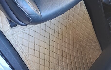Toyota RAV4, 2015 год, 2 650 000 рублей, 27 фотография