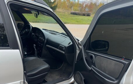 Chevrolet Niva I рестайлинг, 2012 год, 410 000 рублей, 11 фотография