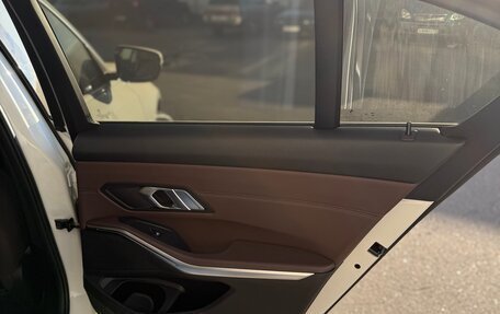 BMW 3 серия, 2021 год, 4 100 000 рублей, 16 фотография