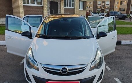 Opel Corsa D, 2013 год, 650 000 рублей, 1 фотография