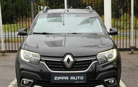 Renault Sandero II рестайлинг, 2019 год, 1 299 000 рублей, 2 фотография