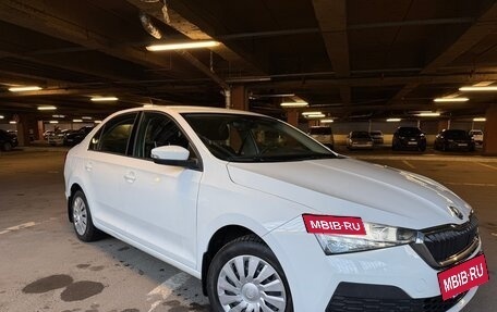 Skoda Rapid II, 2021 год, 1 690 000 рублей, 2 фотография