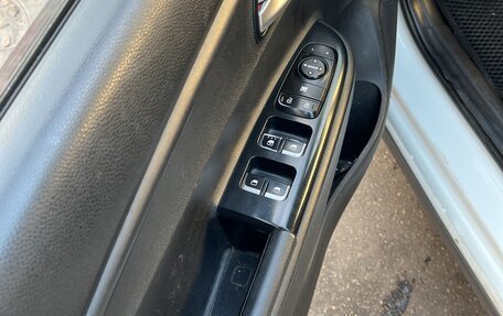 KIA Rio IV, 2017 год, 620 000 рублей, 8 фотография