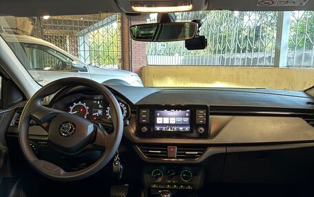 Skoda Rapid II, 2021 год, 1 690 000 рублей, 10 фотография