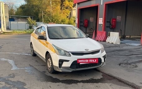 KIA Rio IV, 2017 год, 620 000 рублей, 2 фотография