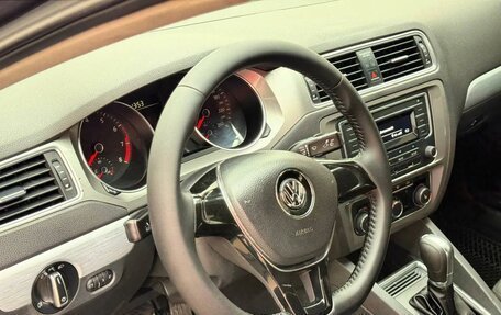 Volkswagen Jetta VI, 2018 год, 1 164 900 рублей, 15 фотография
