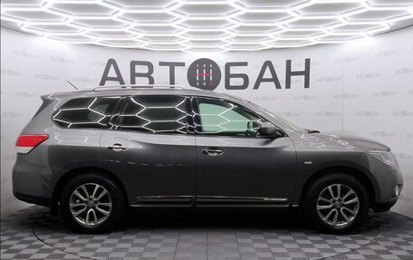 Nissan Pathfinder, 2015 год, 1 819 000 рублей, 6 фотография