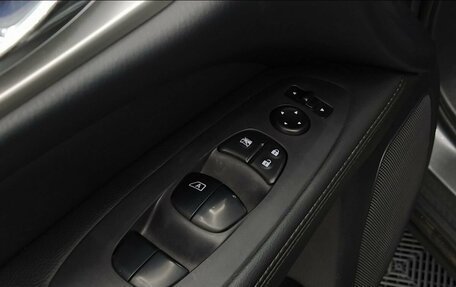Nissan Pathfinder, 2015 год, 1 819 000 рублей, 30 фотография