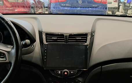Hyundai Solaris II рестайлинг, 2016 год, 1 180 000 рублей, 19 фотография
