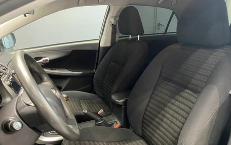 Toyota Corolla, 2011 год, 680 000 рублей, 10 фотография