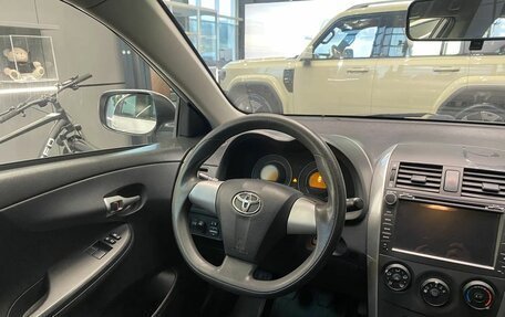 Toyota Corolla, 2011 год, 680 000 рублей, 15 фотография