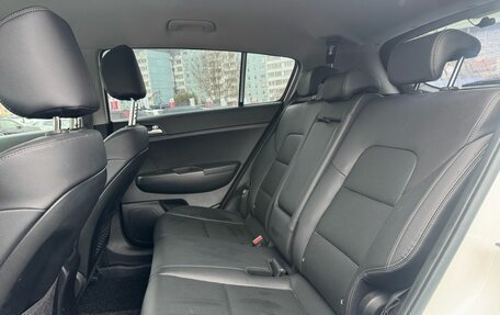 KIA Sportage IV рестайлинг, 2020 год, 2 899 000 рублей, 10 фотография