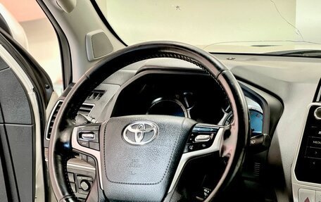 Toyota Land Cruiser Prado 150 рестайлинг 2, 2018 год, 4 199 000 рублей, 15 фотография