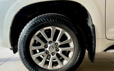 Toyota Land Cruiser Prado 150 рестайлинг 2, 2018 год, 4 199 000 рублей, 17 фотография