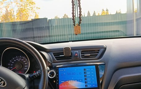 KIA Rio III рестайлинг, 2015 год, 810 000 рублей, 10 фотография