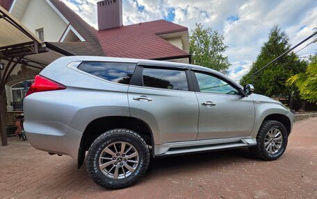 Mitsubishi Montero Sport, 2018 год, 2 600 000 рублей, 6 фотография