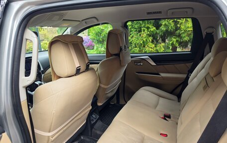 Mitsubishi Montero Sport, 2018 год, 2 600 000 рублей, 11 фотография