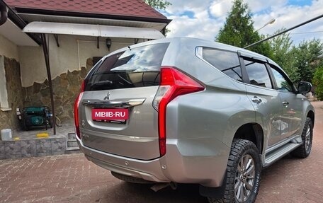 Mitsubishi Montero Sport, 2018 год, 2 600 000 рублей, 9 фотография