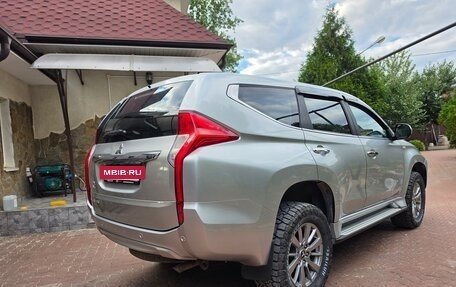 Mitsubishi Montero Sport, 2018 год, 2 600 000 рублей, 8 фотография