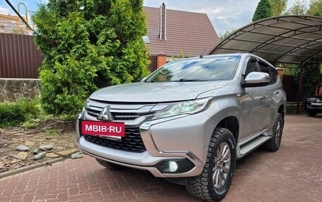 Mitsubishi Montero Sport, 2018 год, 2 600 000 рублей, 2 фотография