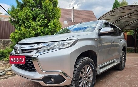 Mitsubishi Montero Sport, 2018 год, 2 600 000 рублей, 17 фотография