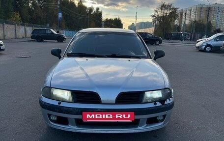 Mitsubishi Carisma I, 2001 год, 230 000 рублей, 2 фотография