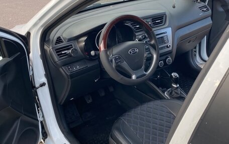 KIA Rio III рестайлинг, 2017 год, 900 000 рублей, 5 фотография