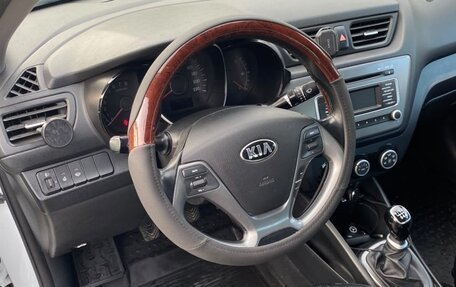 KIA Rio III рестайлинг, 2017 год, 900 000 рублей, 13 фотография