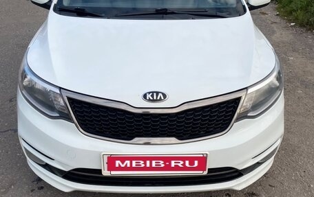 KIA Rio III рестайлинг, 2017 год, 900 000 рублей, 2 фотография