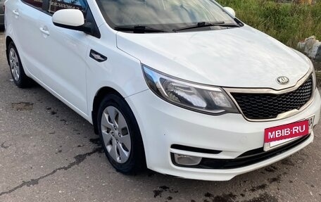 KIA Rio III рестайлинг, 2017 год, 900 000 рублей, 12 фотография