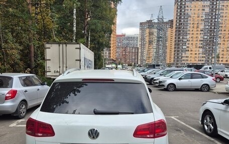 Volkswagen Touareg III, 2013 год, 1 900 000 рублей, 2 фотография