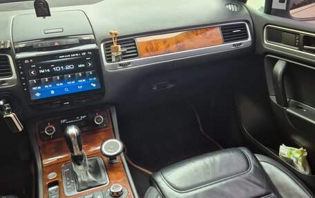 Volkswagen Touareg III, 2013 год, 1 900 000 рублей, 8 фотография