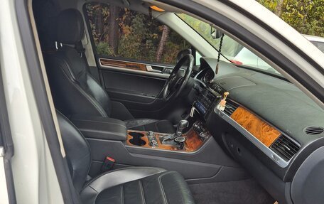 Volkswagen Touareg III, 2013 год, 1 900 000 рублей, 12 фотография