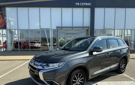 Mitsubishi Outlander III рестайлинг 3, 2015 год, 1 490 000 рублей, 4 фотография
