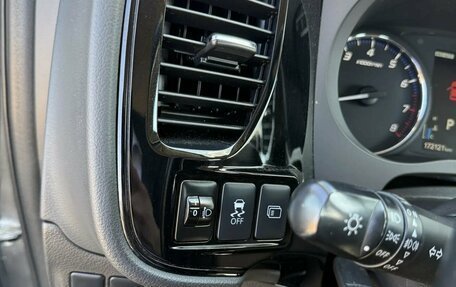 Mitsubishi Outlander III рестайлинг 3, 2015 год, 1 490 000 рублей, 17 фотография