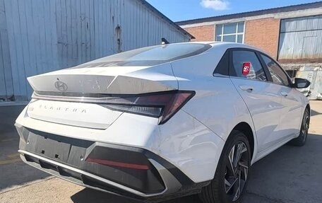 Hyundai Elantra, 2026 год, 2 100 000 рублей, 4 фотография