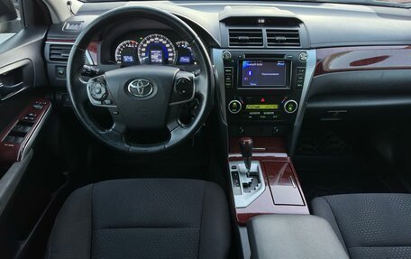 Toyota Camry, 2013 год, 1 390 000 рублей, 14 фотография