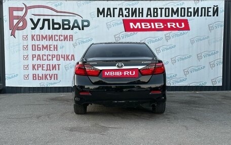 Toyota Camry, 2013 год, 1 390 000 рублей, 5 фотография