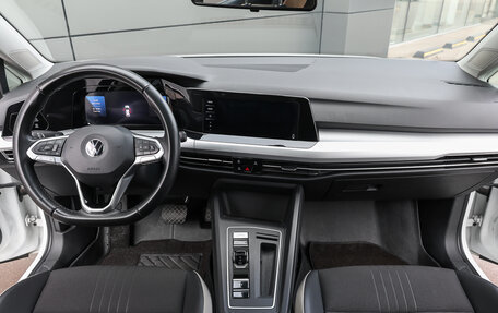 Volkswagen Golf VIII, 2020 год, 2 598 000 рублей, 13 фотография
