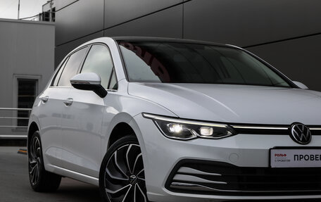 Volkswagen Golf VIII, 2020 год, 2 598 000 рублей, 23 фотография