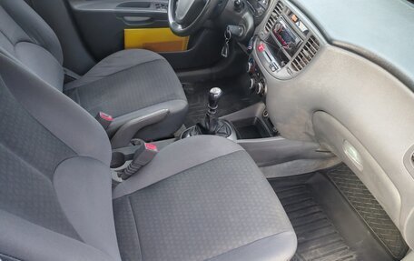 KIA Rio II, 2006 год, 235 000 рублей, 10 фотография