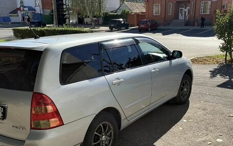 Toyota Corolla, 2003 год, 700 000 рублей, 3 фотография